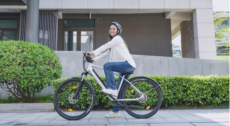 Những kinh nghiệm quý báu khi chọn mua xe đạp trợ lực