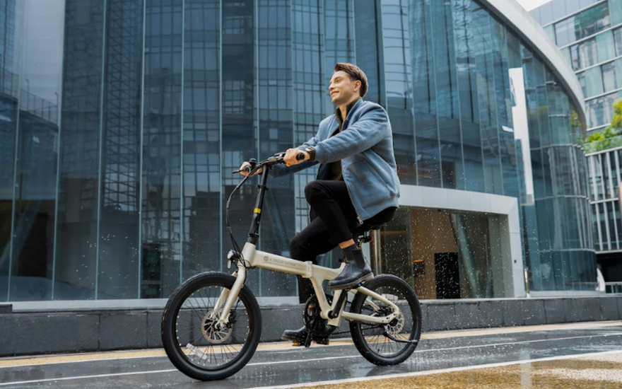 Trào lưu đi du lịch bằng xe đạp trợ lực của giới trẻ