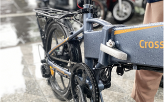 Đi Mưa To - Có ADO A20 XE Lo Không Ngại Mưa To