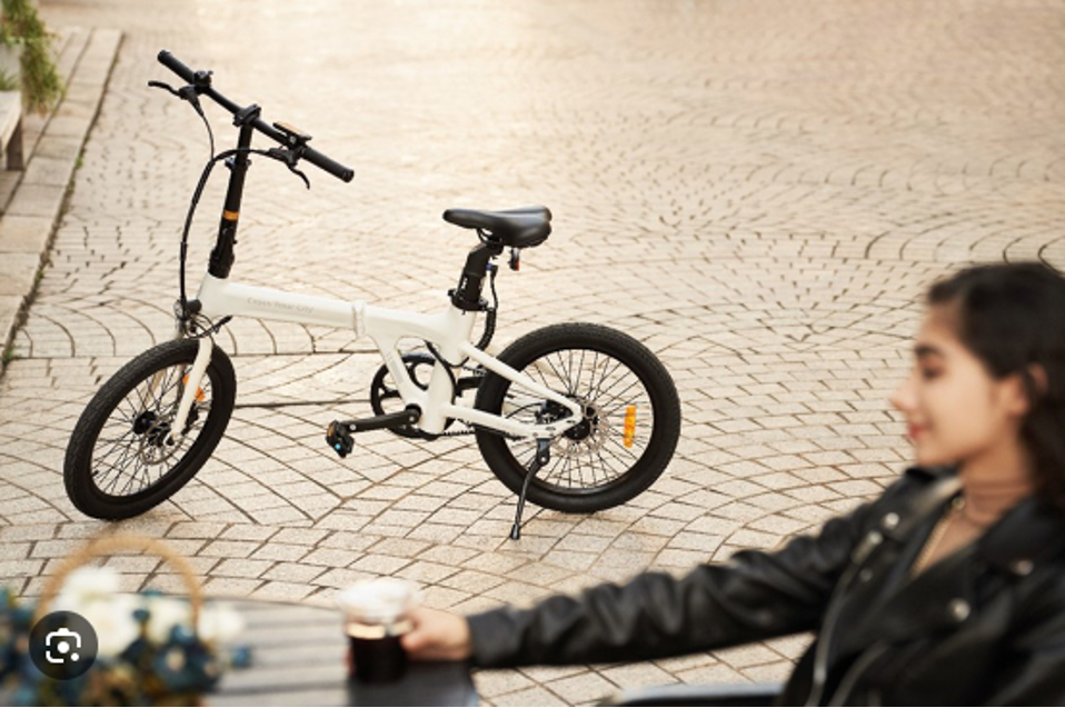 Xe đạp trợ lực dành cho người lớn tuổi