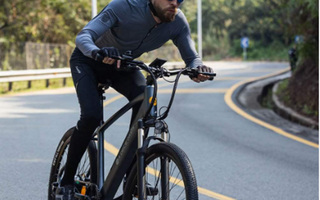 Hướng dẫn tư thế đạp xe đúng cách, không đau lưng