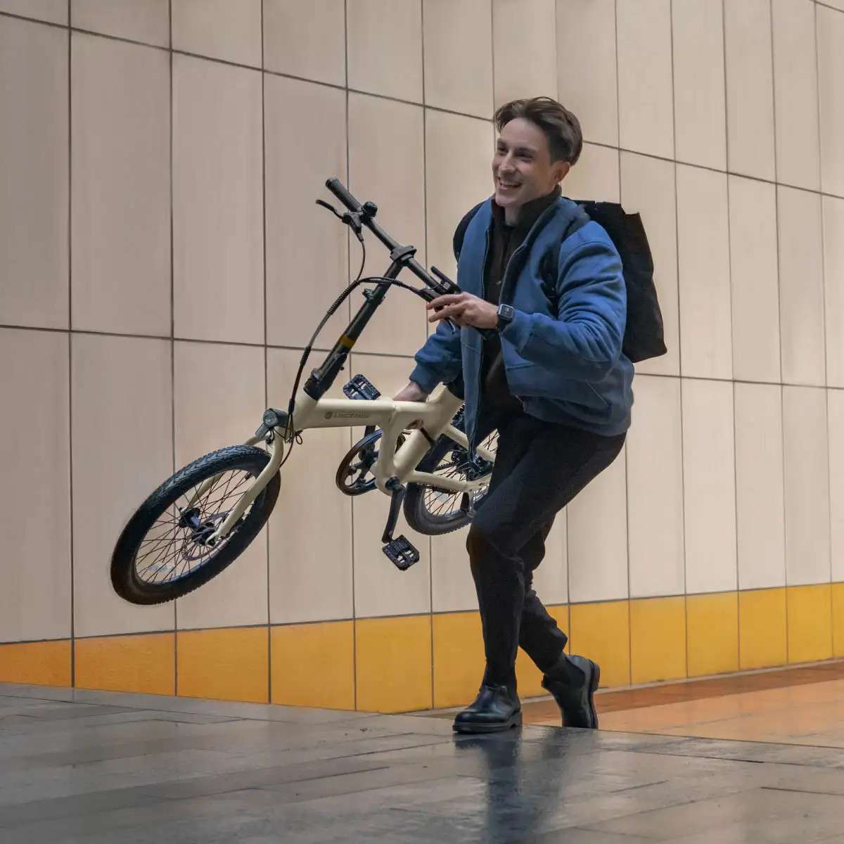 Xe đạp điện gấp  Ado A20 Lite - giải pháp tiết kiệm cho đô thị